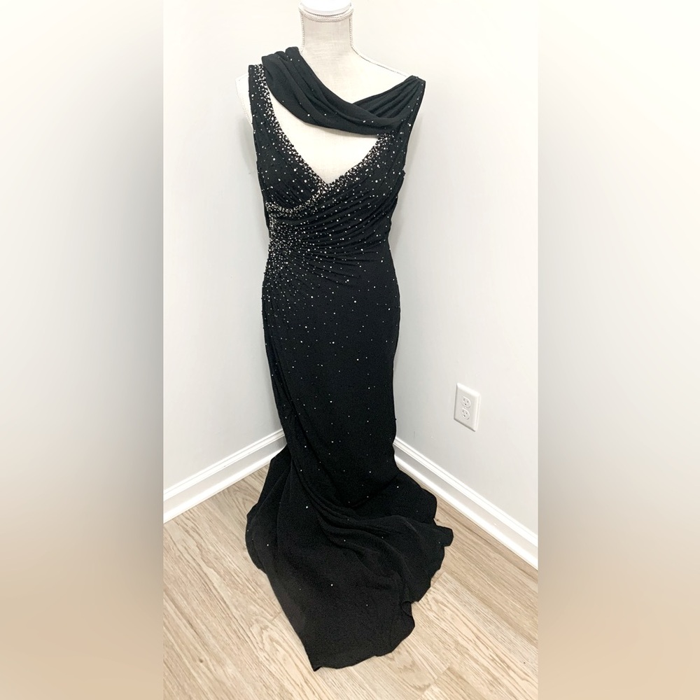 John De Medeiros 6/8 Custom Evening Gown Maxi Dress Sequin Embellished w/Scarf